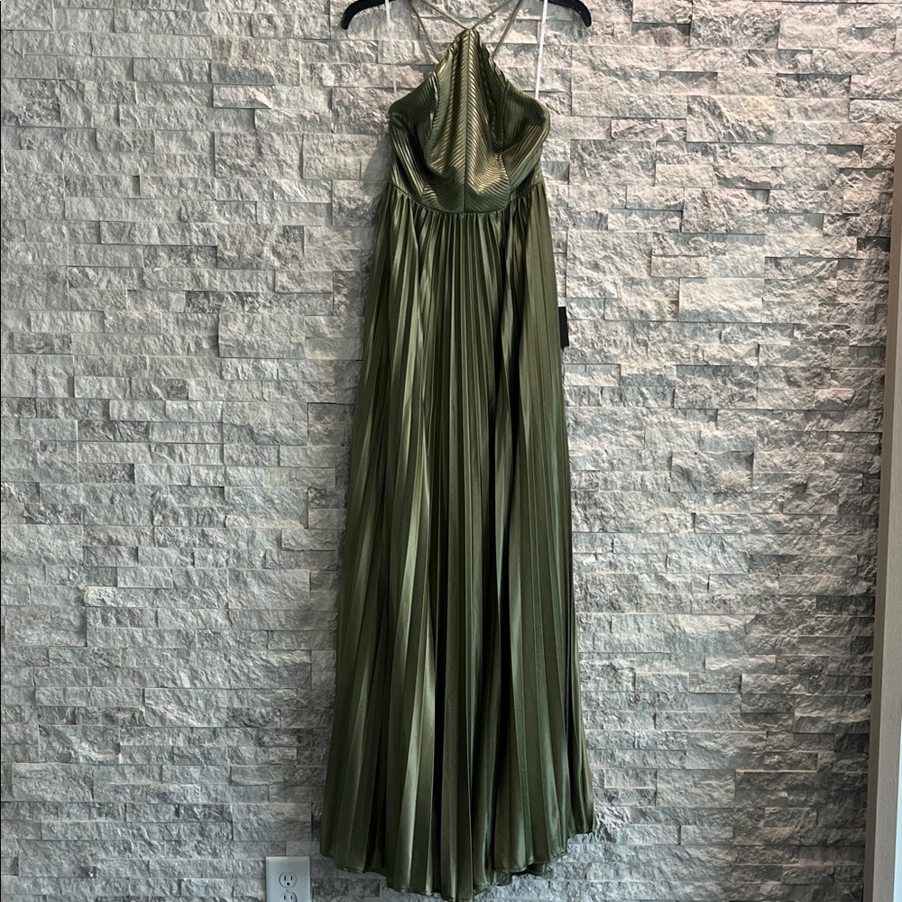 Lulus Elaborate Charm Olive Green Satin Pleated Backless Maxi Dress Sz-S - Picture 5 of 13